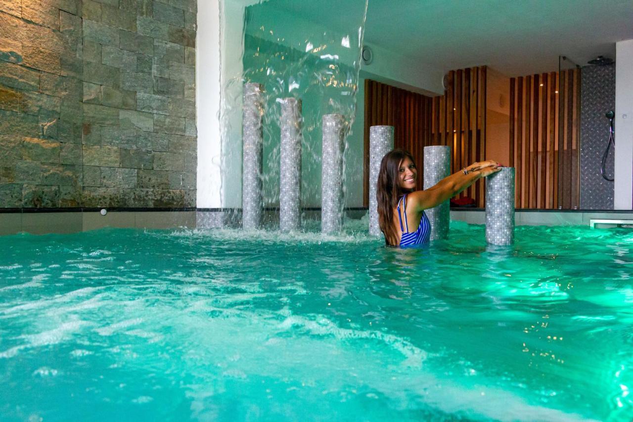 ホテル Marino Wellness アリ・テルメ エクステリア 写真